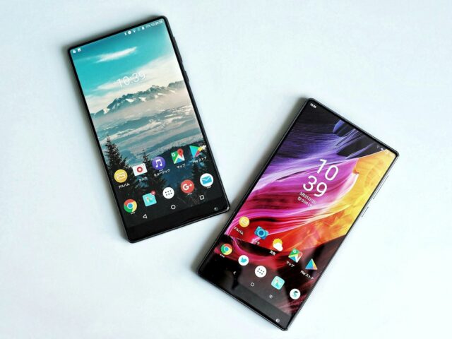 Huawei Mate X smartphone pliable